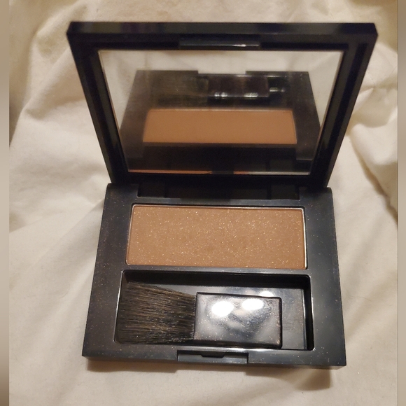 ESTEE LAUDER Bronze Goddess Powder Bronzer 02 Medium NEW - Picture 4 of 4